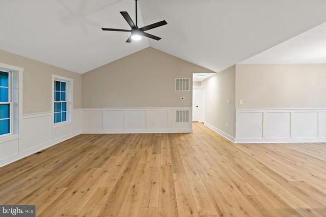 77 SHUYKILL DR, Martinsburg, WV 25403