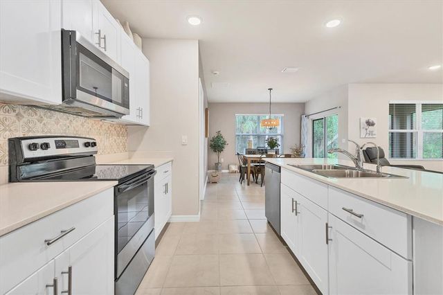 2756 CANOE LANE, North Port, FL 34286