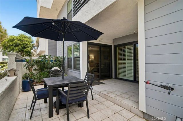 240 Nice Lane 117, Newport Beach, CA 92663