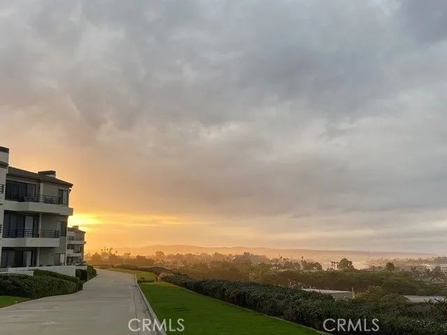240 Nice Lane 117, Newport Beach, CA 92663