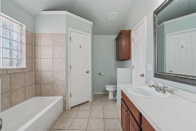 2521 Highland Drive, Moore, OK 73160