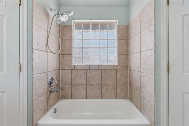 2521 Highland Drive, Moore, OK 73160