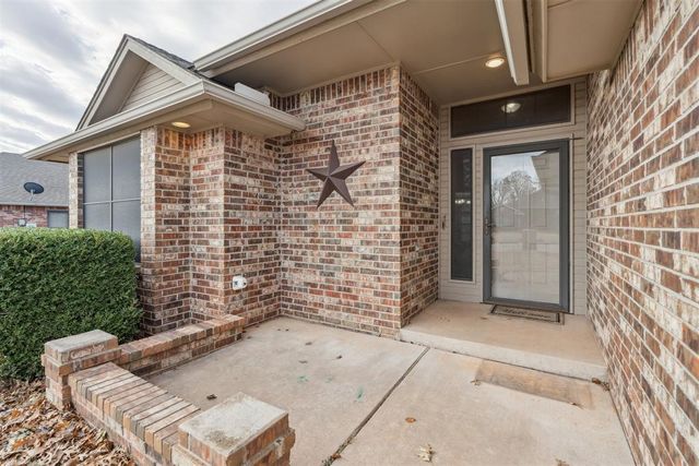 2521 Highland Drive, Moore, OK 73160