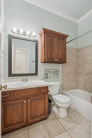 2521 Highland Drive, Moore, OK 73160