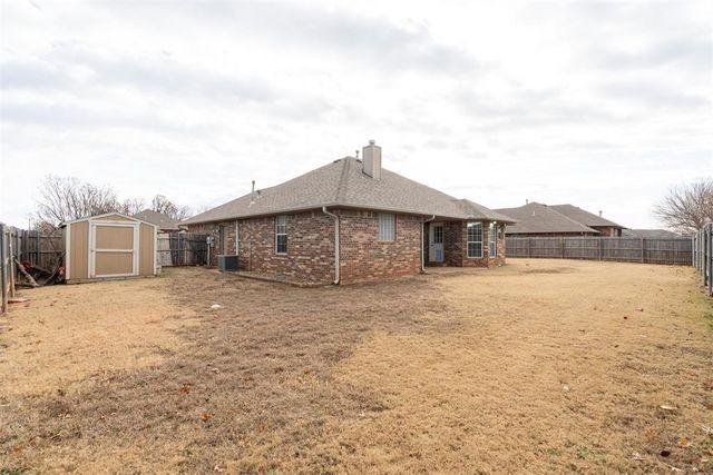 2521 Highland Drive, Moore, OK 73160