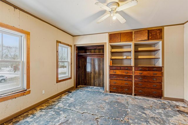 250 Main Road, Riverhead, NY 11901