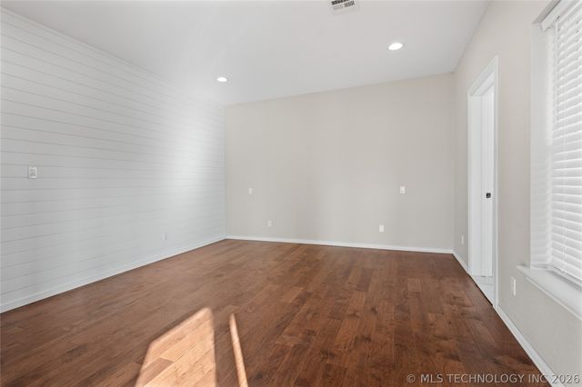 335 Travertine, Ardmore, OK 73401