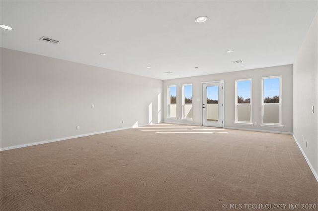 335 Travertine, Ardmore, OK 73401