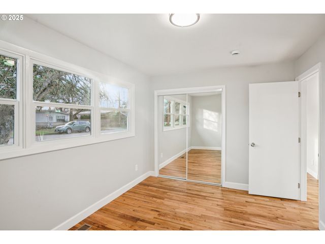 1405 Se 85TH Ave, Portland, OR 97216