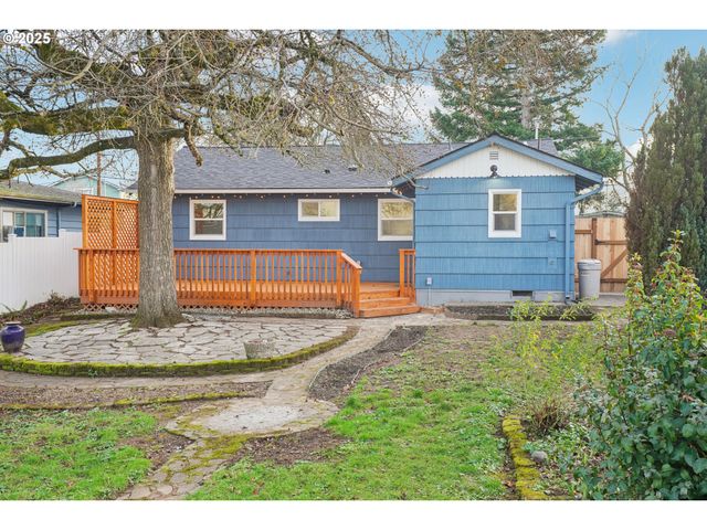 1405 Se 85TH Ave, Portland, OR 97216