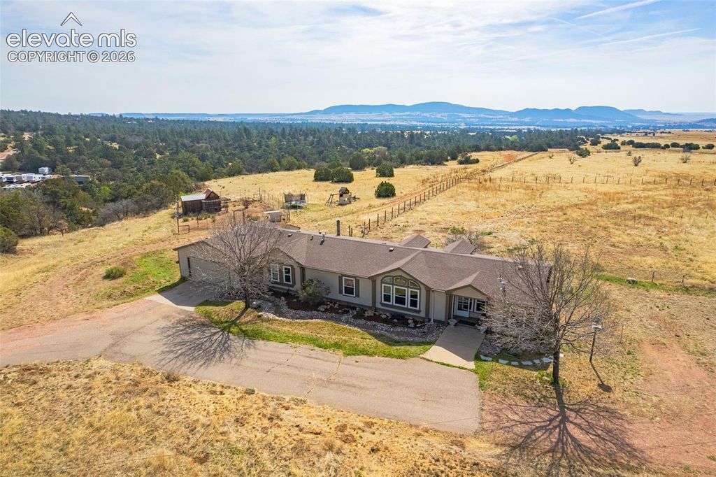 2084 Barrett Road, Colorado Springs, CO 80926 — photo 3