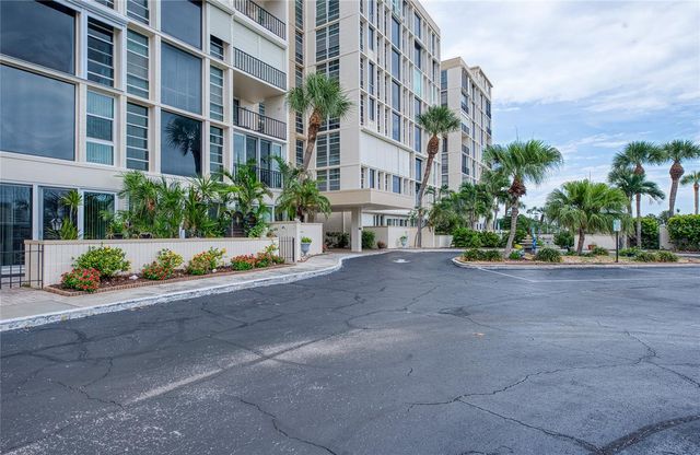 7400 SUN ISLAND DRIVE S 709, South Pasadena, FL 33707