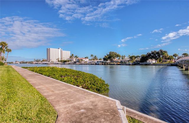 7400 SUN ISLAND DRIVE S 709, South Pasadena, FL 33707