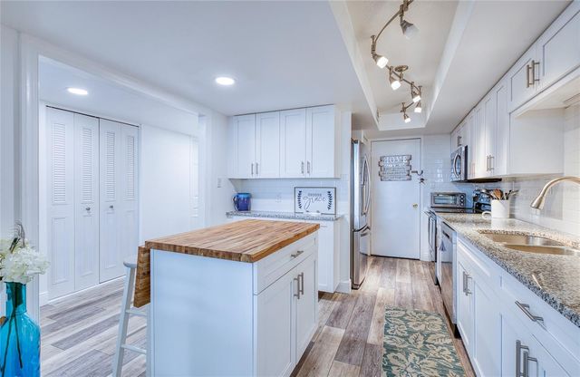 7400 SUN ISLAND DRIVE S 709, South Pasadena, FL 33707