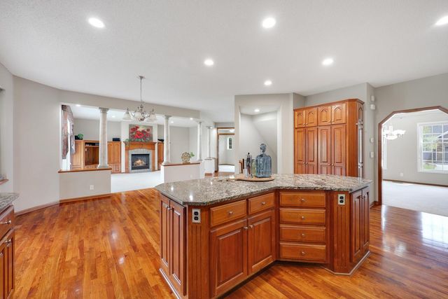 2487 Tournament Players Circle N, Blaine, MN 55449