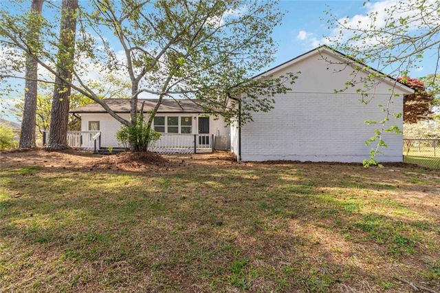 2447 Omaha Road SW, Atlanta, GA 30331