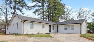 2447 Omaha SW Road, Atlanta, GA 30331