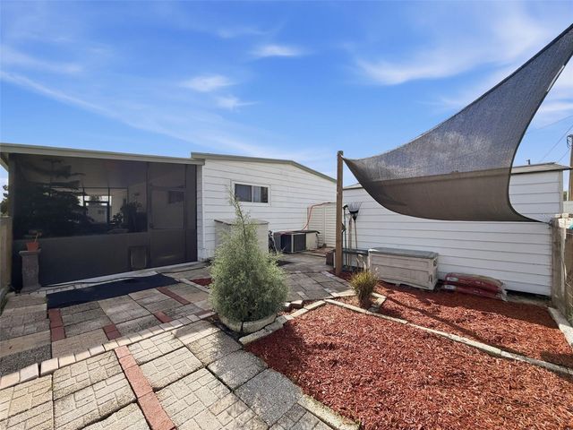 6631 SILVERBELL DRIVE, New Port Richey, FL 34653