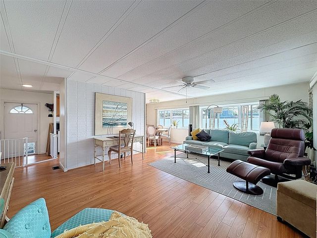 6631 SILVERBELL DRIVE, New Port Richey, FL 34653