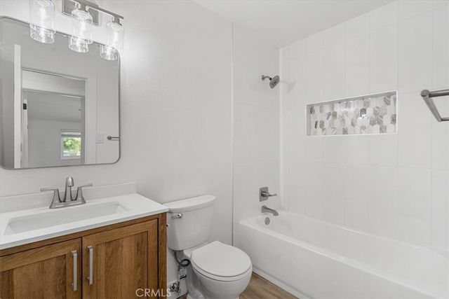 554 Dorena, Newbury Park, CA 91320