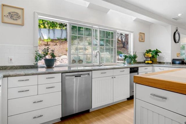 3533 Calle Gavanzo, Carlsbad, CA 92009