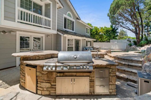 3533 Calle Gavanzo, Carlsbad, CA 92009