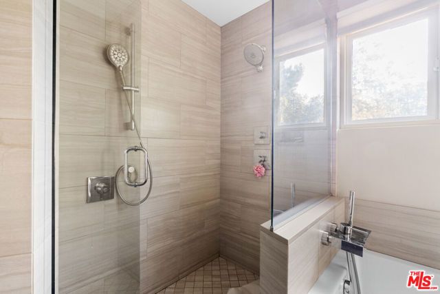 9767 Apricot Lane, Beverly Hills, CA 90210