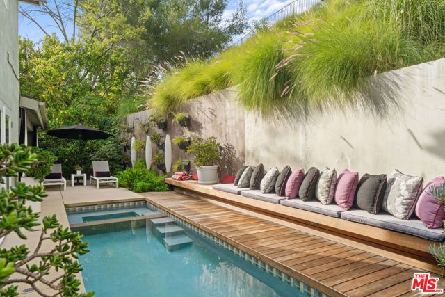 9767 Apricot Lane, Beverly Hills, CA 90210