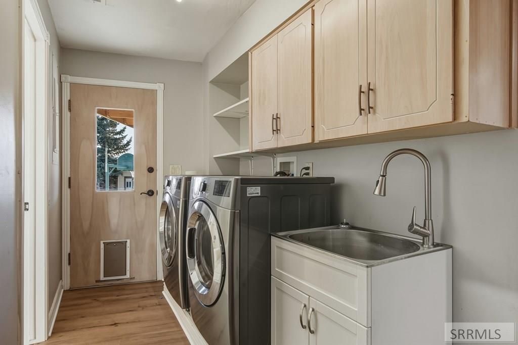 Image 10 of property listing at 871 Widdison Lane, Rexburg, ID 83440