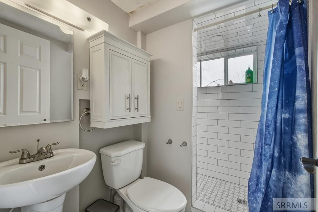 Image 27 of property listing at 871 Widdison Lane, Rexburg, ID 83440