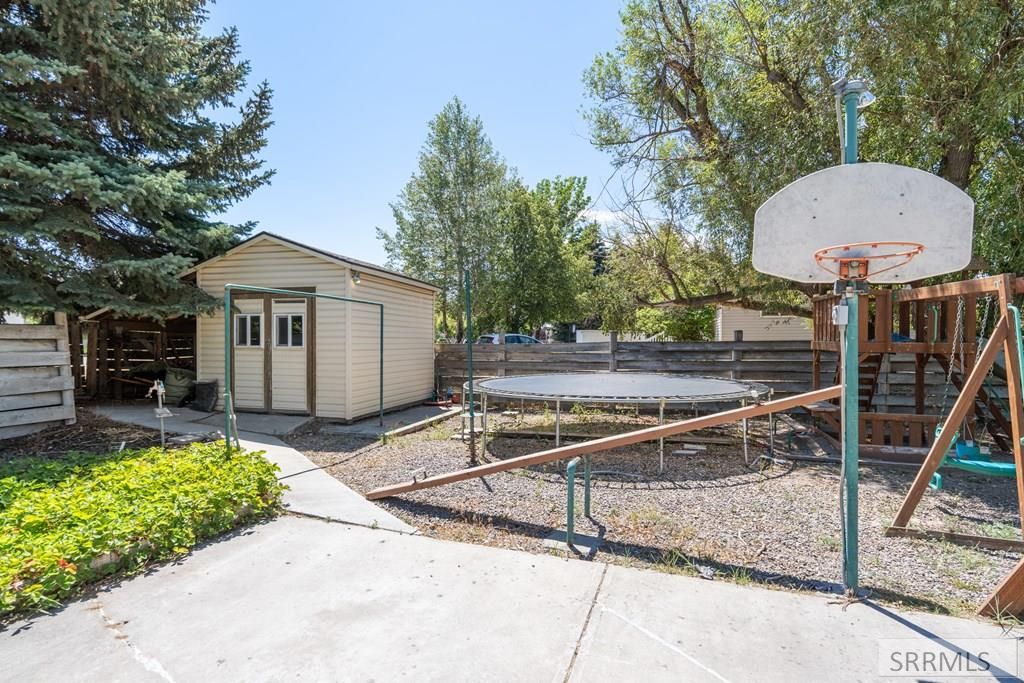 Image 38 of property listing at 871 Widdison Lane, Rexburg, ID 83440