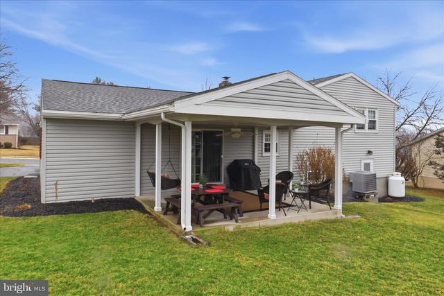 842 N 4TH ST, Denver, PA 17517