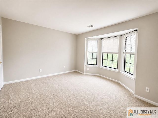 88 Crosspointe Drive 88, East Brunswick, NJ 08816