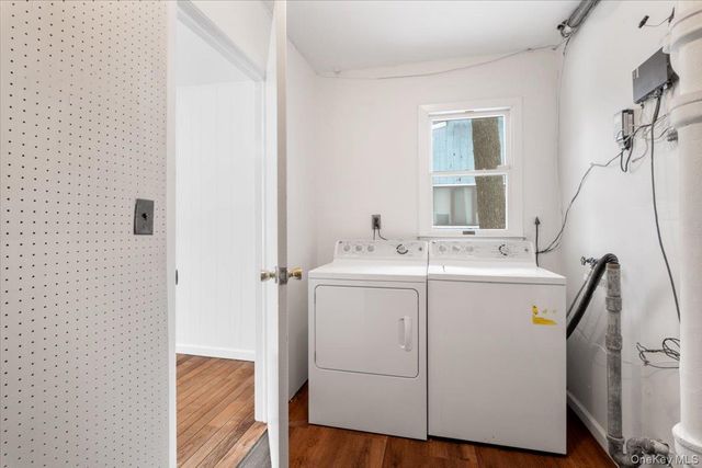 9 Tanglewood Road, Scarsdale, NY 10583