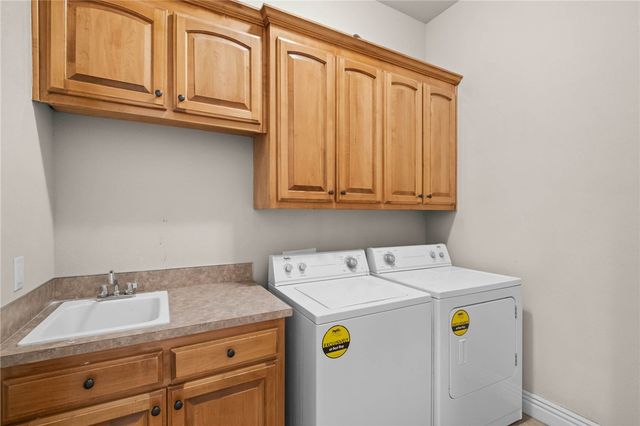 6100 W Bainbridge Drive, Rogers, AR 72758