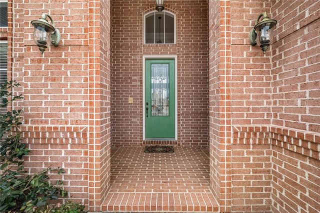 6100 W Bainbridge Drive, Rogers, AR 72758