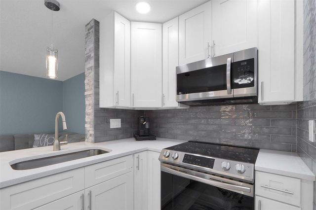 4101 BRIGADOON CIRCLE, Clearwater, FL 33759