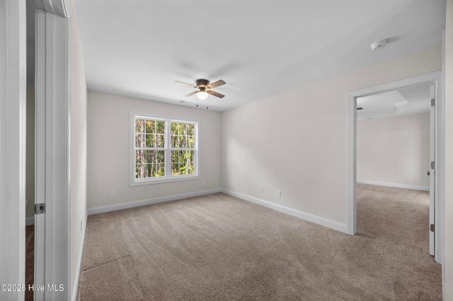 499 Pebble Shore Drive, Sneads Ferry, NC 28460