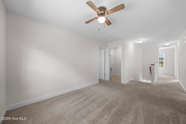 499 Pebble Shore Drive, Sneads Ferry, NC 28460