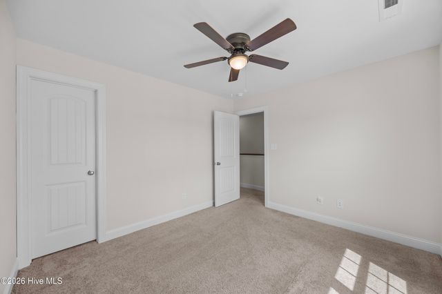 499 Pebble Shore Drive, Sneads Ferry, NC 28460