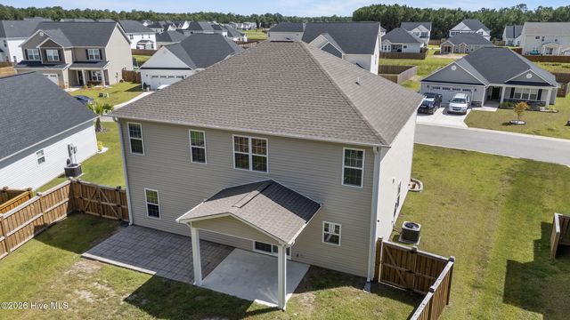 499 Pebble Shore Drive, Sneads Ferry, NC 28460