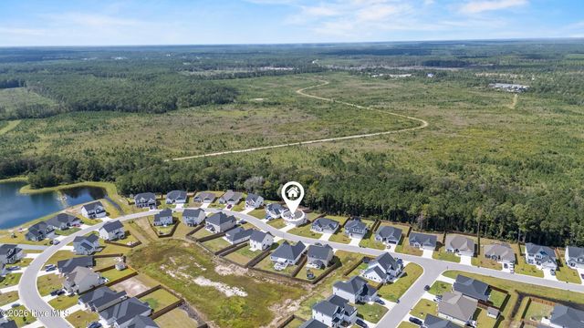 499 Pebble Shore Drive, Sneads Ferry, NC 28460