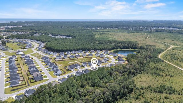 499 Pebble Shore Drive, Sneads Ferry, NC 28460