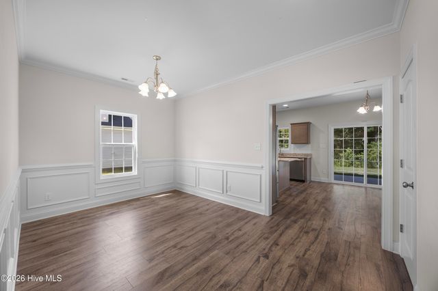 499 Pebble Shore Drive, Sneads Ferry, NC 28460