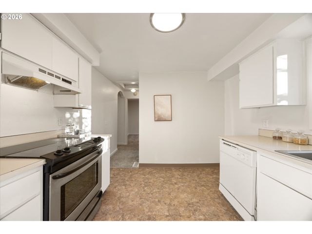 3444 Se ROCKWOOD St, Milwaukie, OR 97222