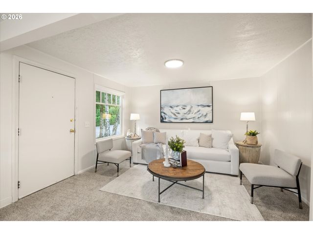 3444 Se ROCKWOOD St, Milwaukie, OR 97222