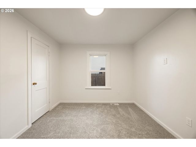 3444 Se ROCKWOOD St, Milwaukie, OR 97222
