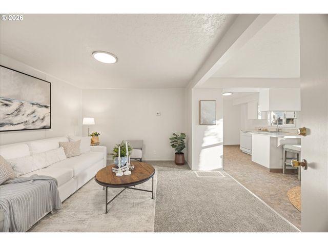 3444 Se ROCKWOOD St, Milwaukie, OR 97222