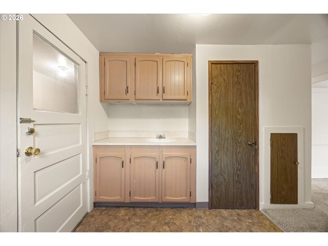 3444 Se ROCKWOOD St, Milwaukie, OR 97222