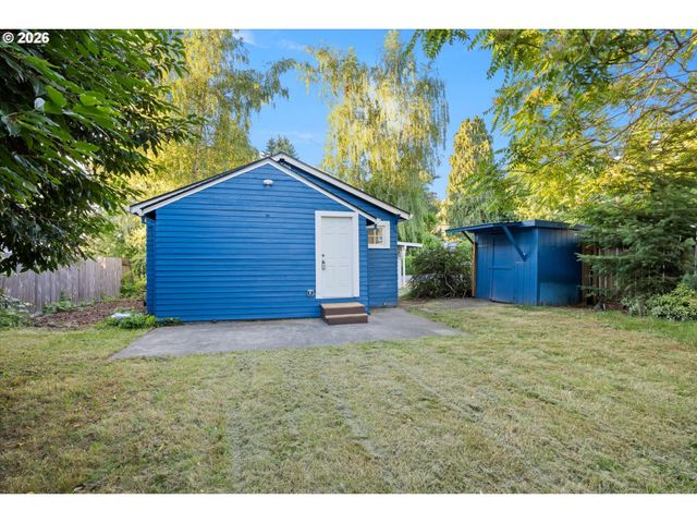 3444 Se ROCKWOOD St, Milwaukie, OR 97222